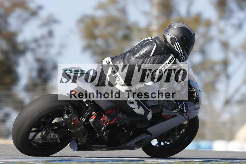 /Archiv-2024/02 29.01.-02.02.2024 Moto Center Thun Jerez/Gruppe gruen-green/414